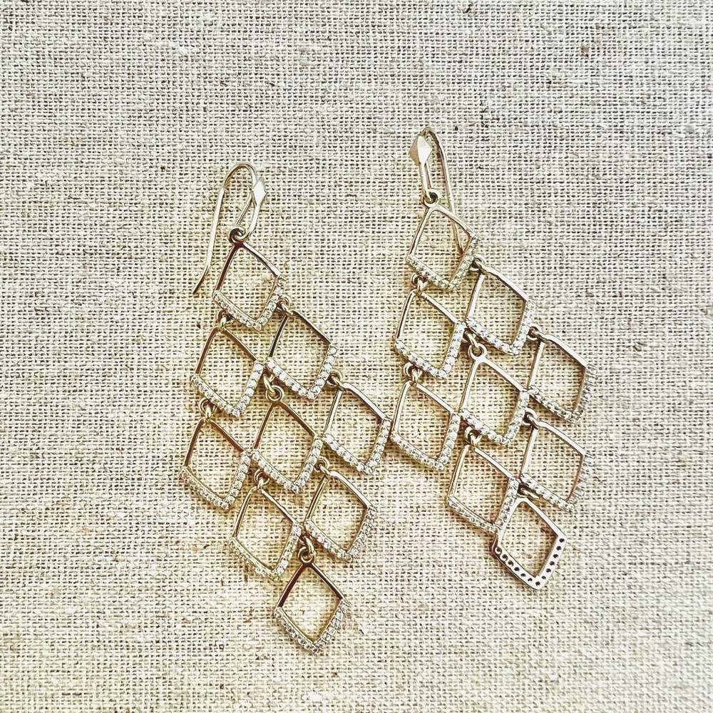 Stella & Dot Somerville Delicate Statement Chandeliers